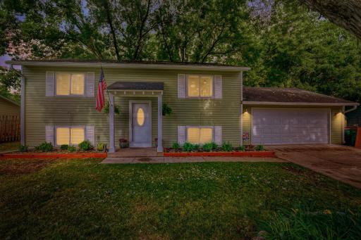 7441 Drew Avenue N, Minneapolis, MN 55443
