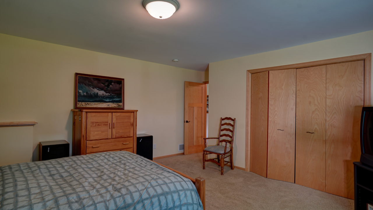 These massive lower-level bedrooms offer incredible privacy and scale for long-term guests or multi-generational living setups.