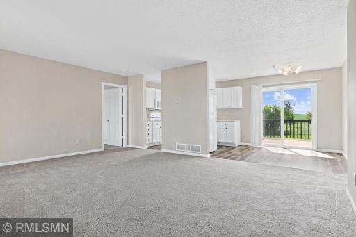 1469 142nd St, New Richmond, WI-4.jpg
