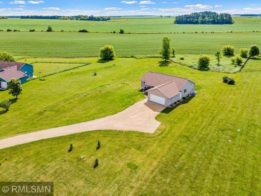 1469 142nd St, New Richmond, WI-31.jpg
