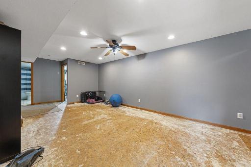228 Plum Run, Le Sueur, MN 56058
