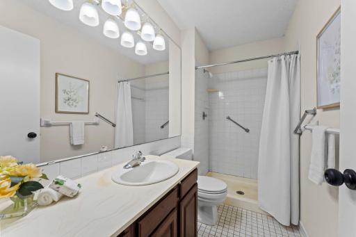 13411 Pepperwood Circle, Hopkins, MN 55305