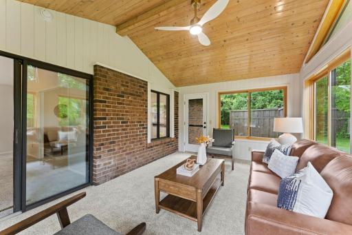13411 Pepperwood Circle, Hopkins, MN 55305
