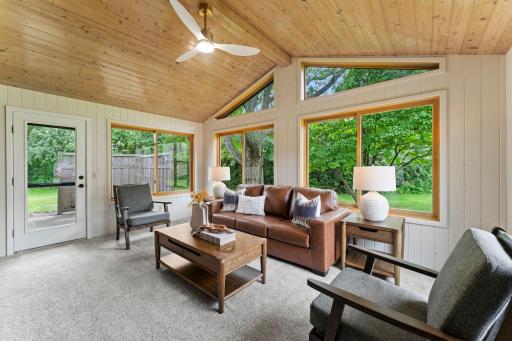 13411 Pepperwood Circle, Hopkins, MN 55305