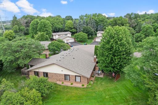 13411 Pepperwood Circle, Hopkins, MN 55305
