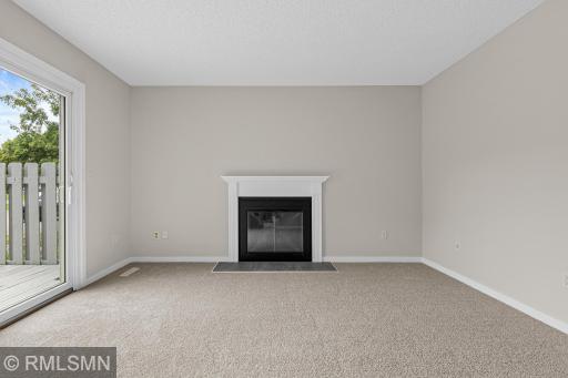 7654 Dunmore Road, Woodbury, MN 55125