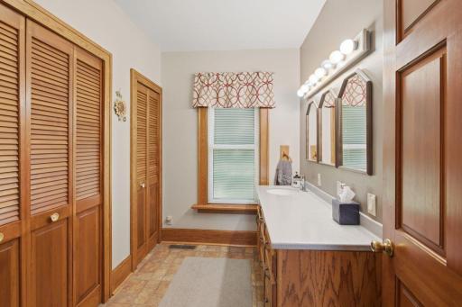 404 N 3rd Avenue, Palisade, MN 56469