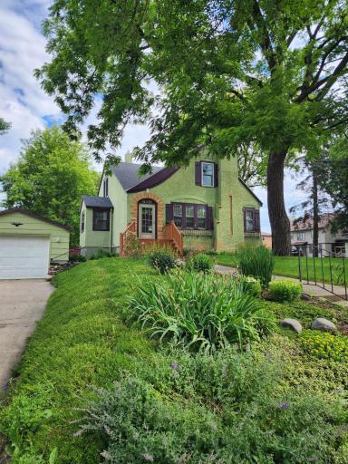 610 Trott Avenue SW, Willmar, MN 56201
