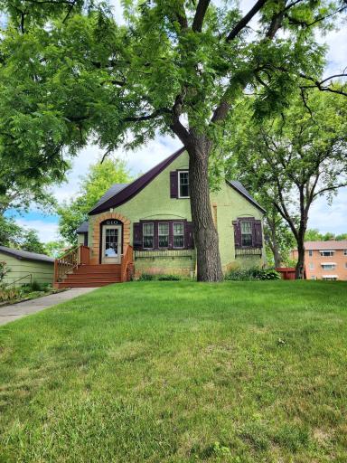 610 Trott Avenue SW, Willmar, MN 56201