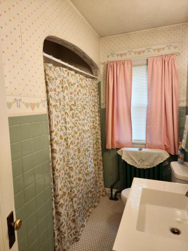 610 Trott Avenue SW, Willmar, MN 56201