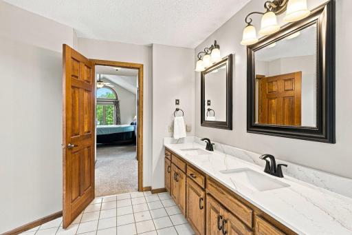 18386 Java Trail, Lakeville, MN 55044