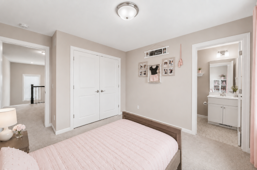 776 Arbor Woods Road, Victoria, MN 55386