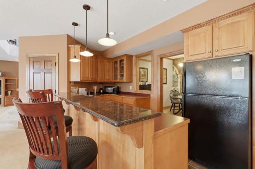 22720 Sweeney Lane, Lakeville, MN 55044
