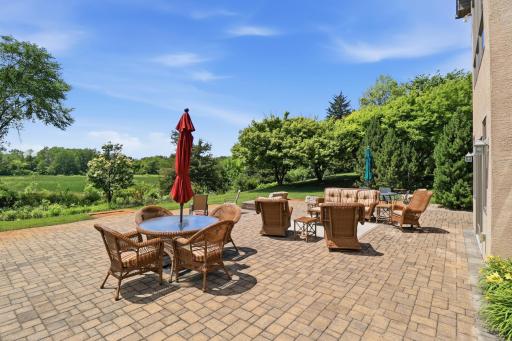 22720 Sweeney Lane, Lakeville, MN 55044