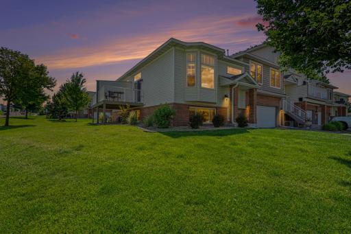 20015 Heritage Drive, Lakeville, MN 55044