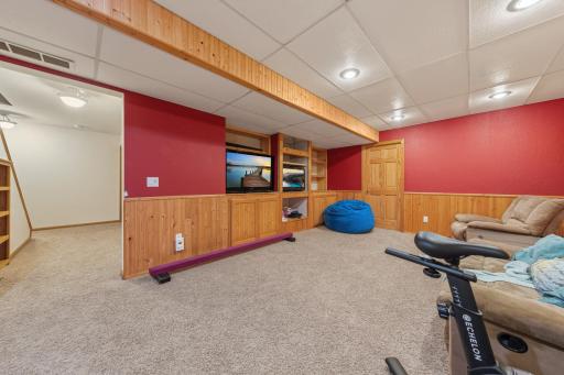 29742 400th Street, Le Sueur, MN 56058