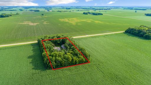29742 400th Street, Le Sueur, MN 56058
