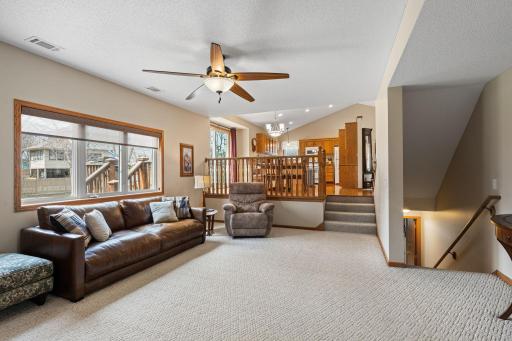 6345 Bailey Trail, Inver Grove Heights, MN 55077