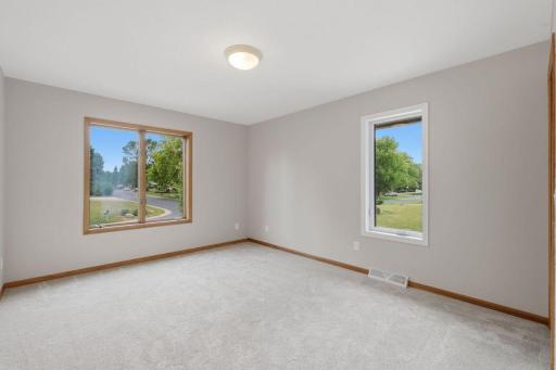 4027 Elmwood Drive, Saint Bonifacius, MN 55375