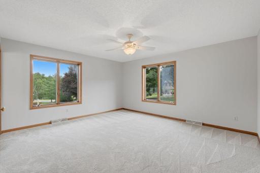 4027 Elmwood Drive, Saint Bonifacius, MN 55375
