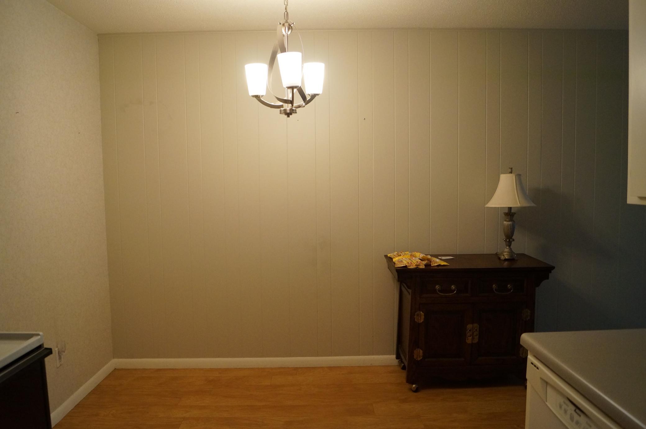 Spacious Dining Area