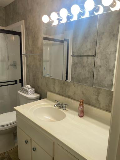 10113 W 34th Street, 338, Hopkins, MN 55305
