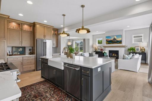 16497 Duluth Trail, Lakeville, MN 55044