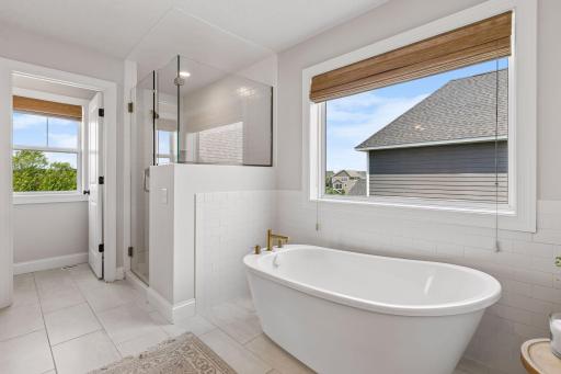 16497 Duluth Trail, Lakeville, MN 55044