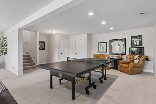 16497 Duluth Trail, Lakeville, MN 55044