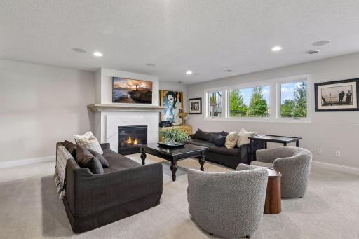 16497 Duluth Trail, Lakeville, MN 55044