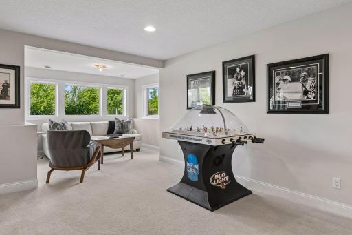 16497 Duluth Trail, Lakeville, MN 55044