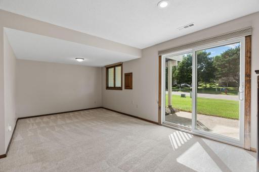 4656 Ridge Cliff Drive, Eagan, MN 55122