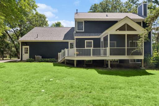2710 Itasca Avenue South - Spacecrafting - 0077.jpg