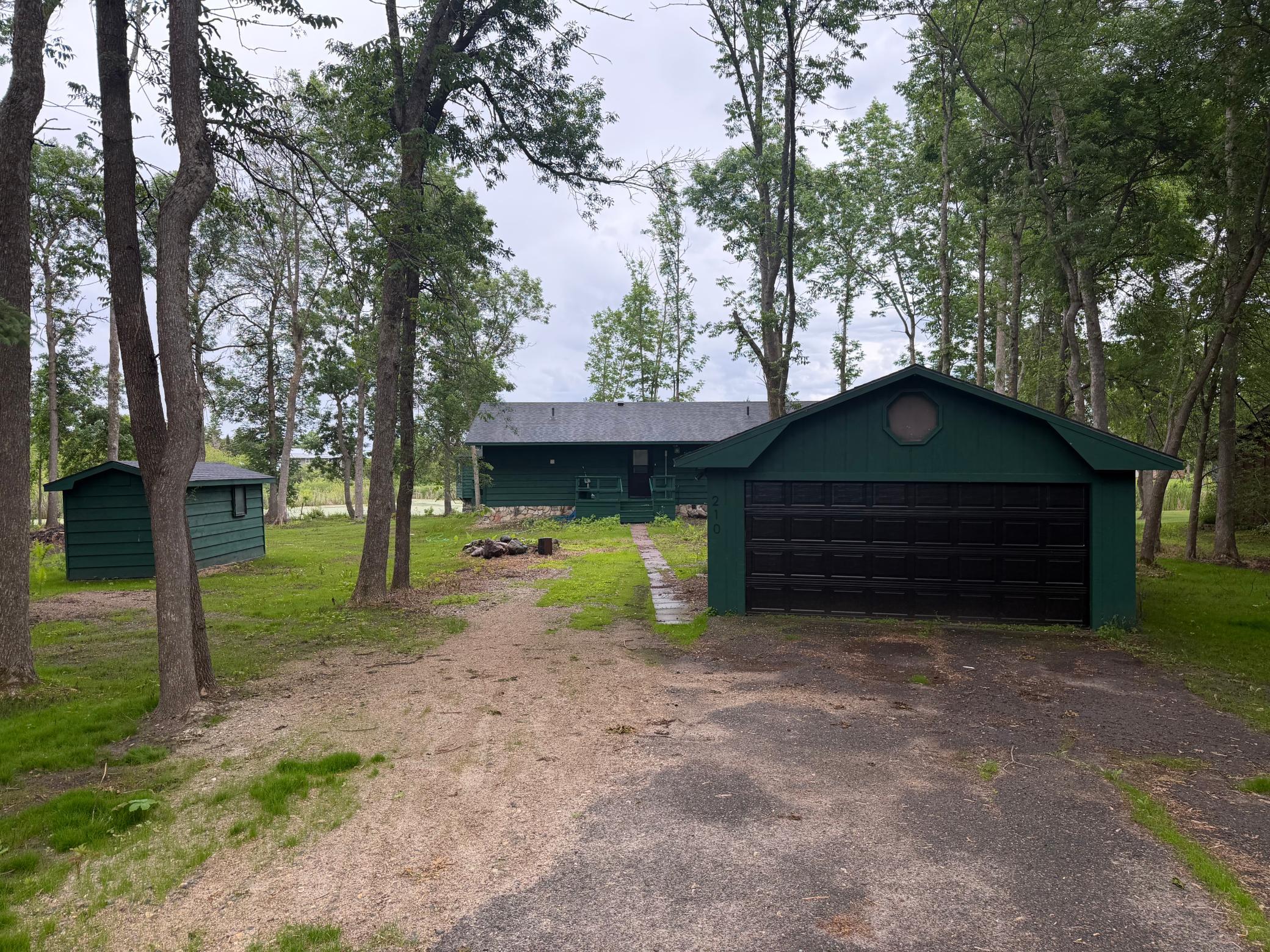 210 Oak Road, Warroad, MN 56763
