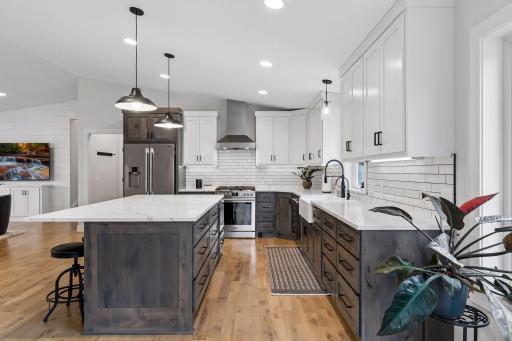 Another view of the kitchen...Lots of storage and counter space.