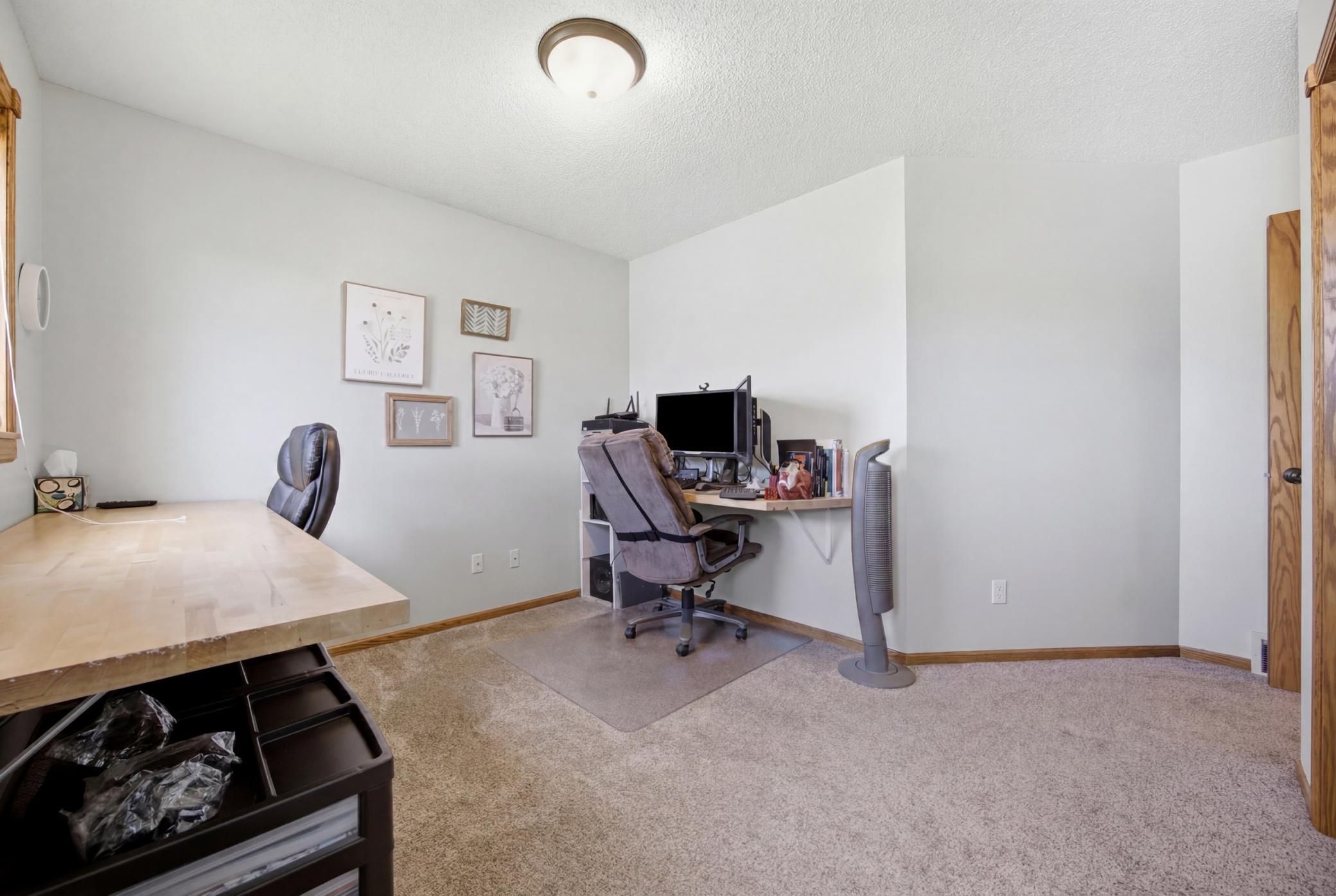 Bedroom #4 (Upper Level)