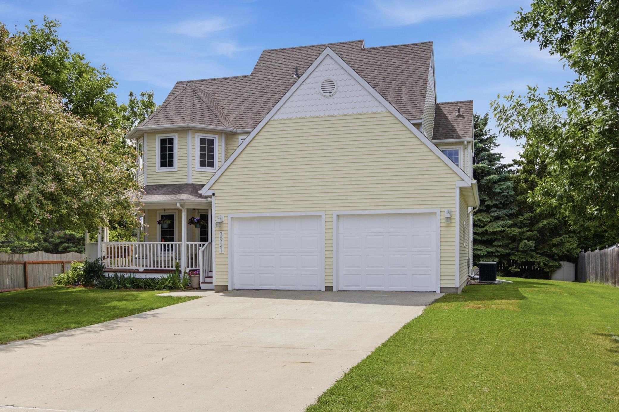 Welcome home to 3921 5th St S, Moorhead!