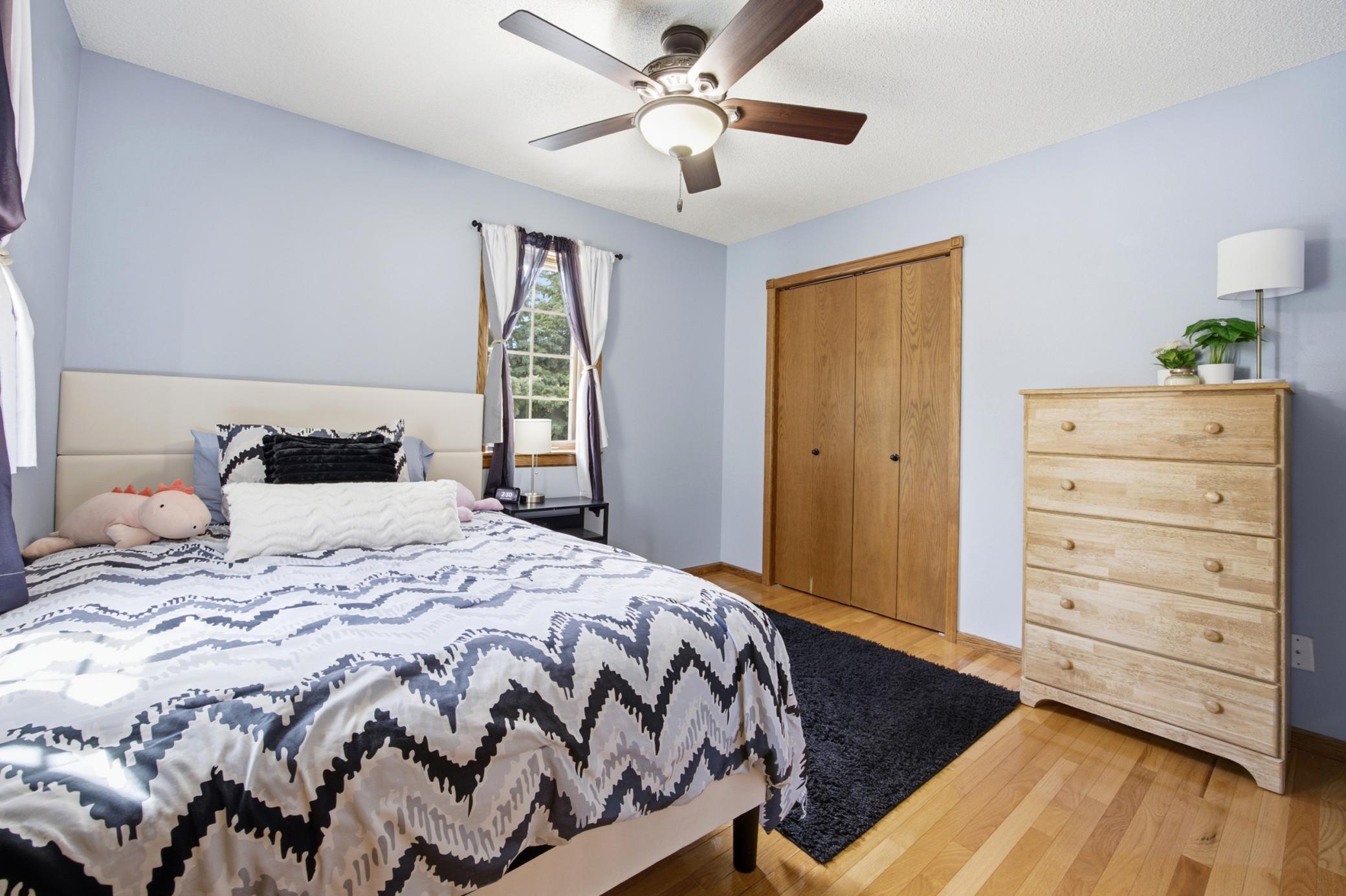 Bedroom #2 w/Hardwood Floors (Upper Level)