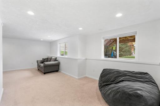 7811 Palmgren Avenue NE, Elk River, MN 55330