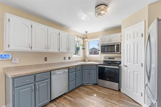 7811 Palmgren Avenue NE, Elk River, MN 55330