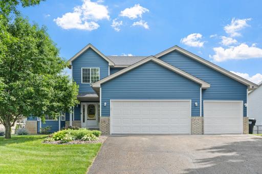 7811 Palmgren Avenue NE, Elk River, MN 55330