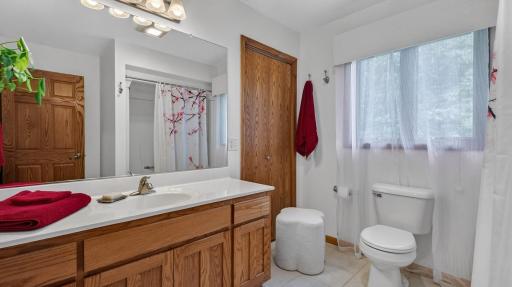1224 Red Maple Ridge, Eau Claire, WI 54703