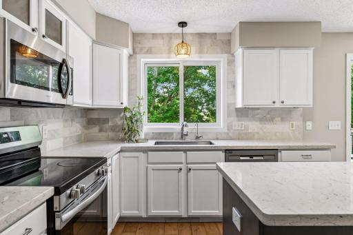 3990 Forest Court, Saint Bonifacius, MN 55375