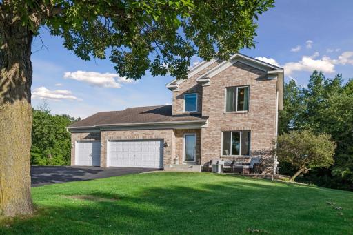 3990 Forest Court, Saint Bonifacius, MN 55375