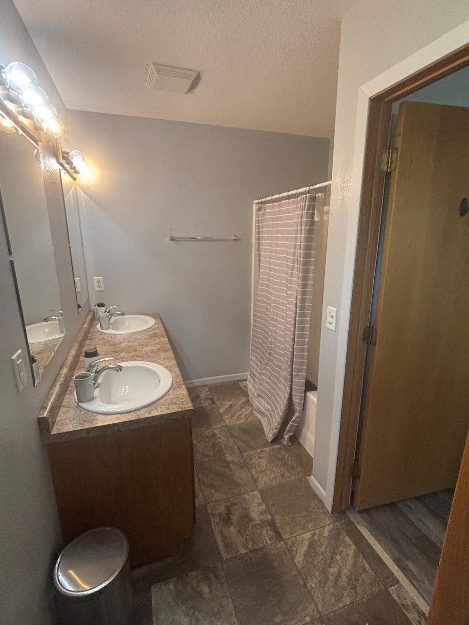 Upper Bath