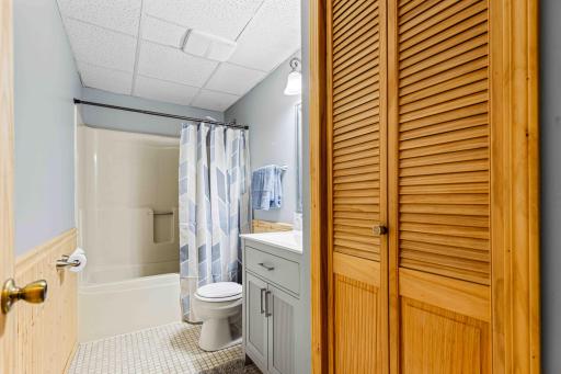 1626 36 1/2 Avenue S, Fargo, ND 58104