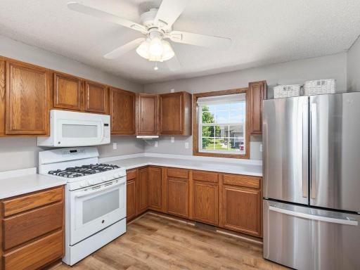 950 Oak Court, Waconia, MN 55387