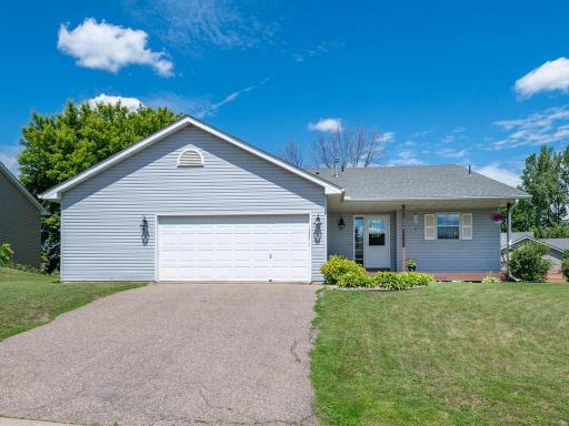 950 Oak Court, Waconia, MN 55387