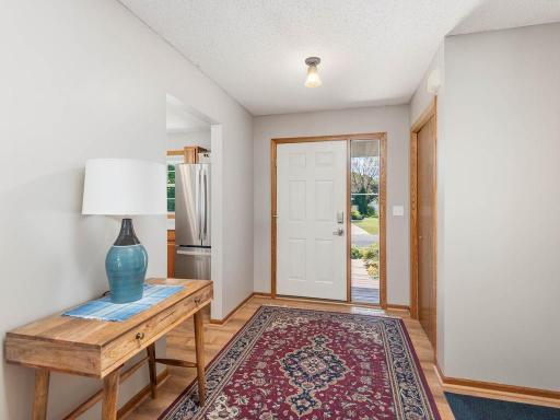 950 Oak Court, Waconia, MN 55387