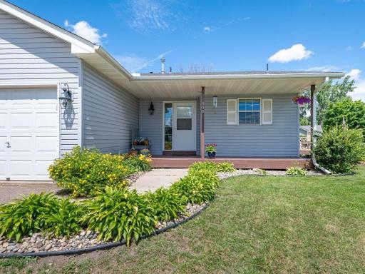 950 Oak Court, Waconia, MN 55387